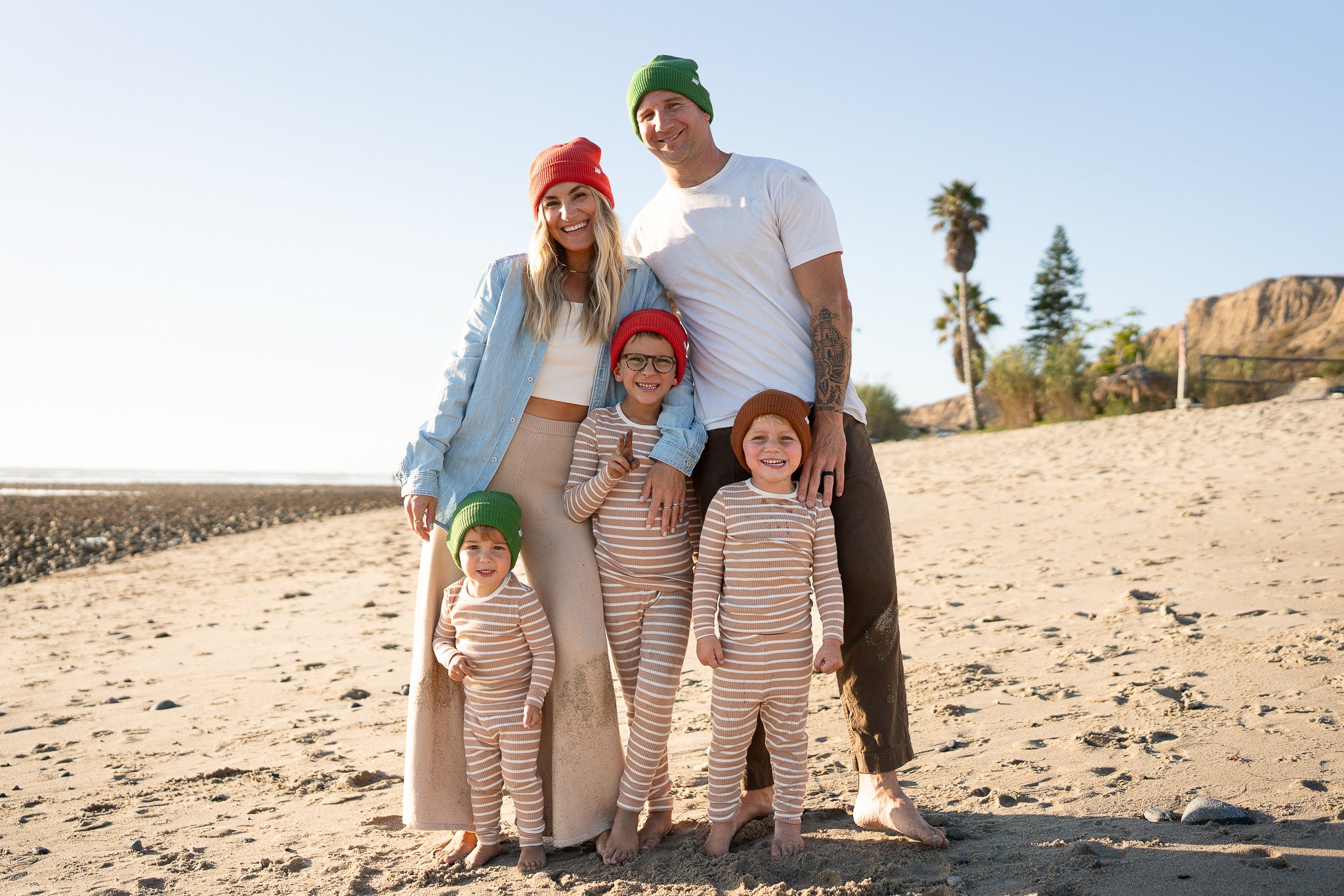 5 Picture-Perfect Family Outfit Ideas for the Holidays 5 Picture-Perfect Family Outfit Ideas for the Holidays