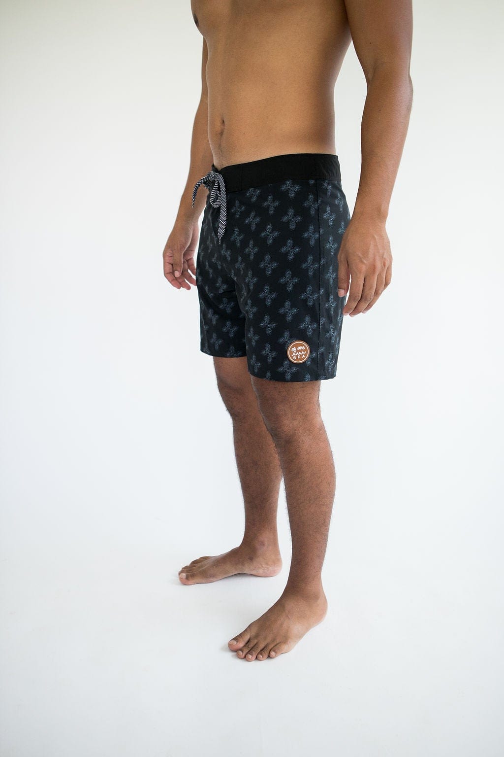 Men's Townshort in Black Breadfruit Bandana