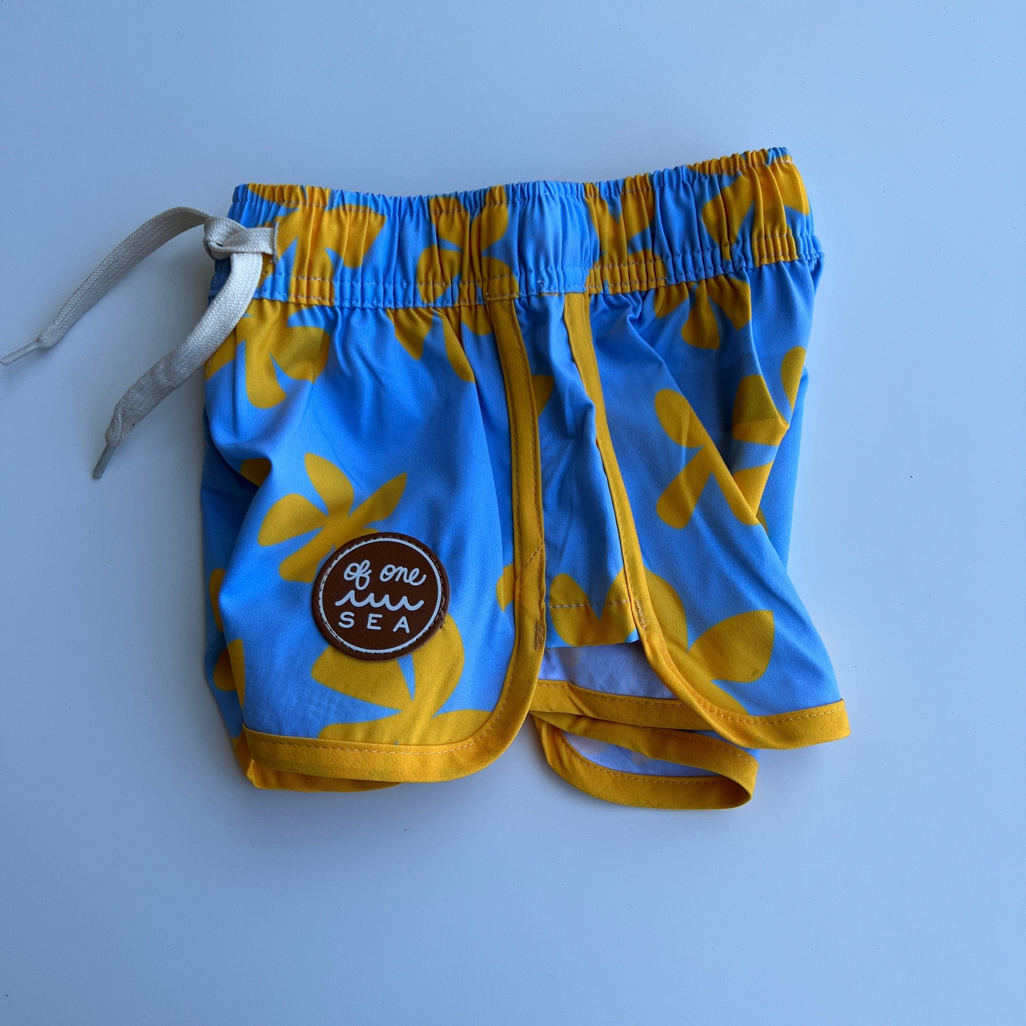 Kid’s Boardie Watershorts in Light Blue Plumeria