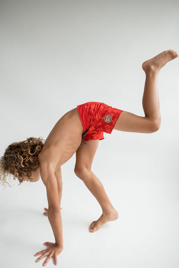 Kid’s Townshorts in Red Breadfruit Bandana