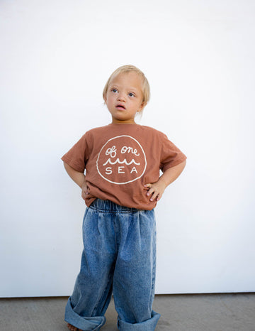 Kid’s Logo Tee in Rusty Brown